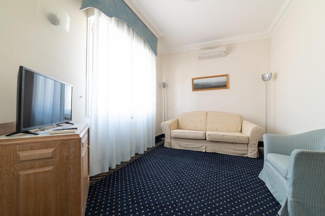 La Dependance By Casa Bianca Hotel Lido di Jesolo Eksteriør billede